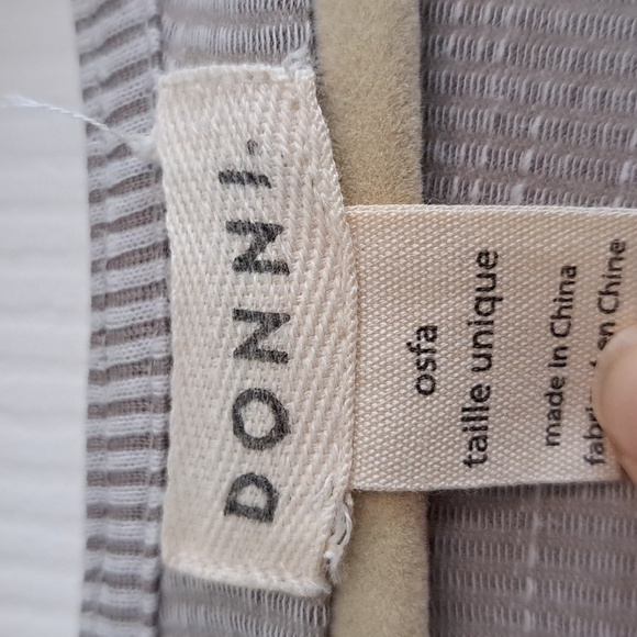 Cardigan 2/11 - Picture 4 of 7